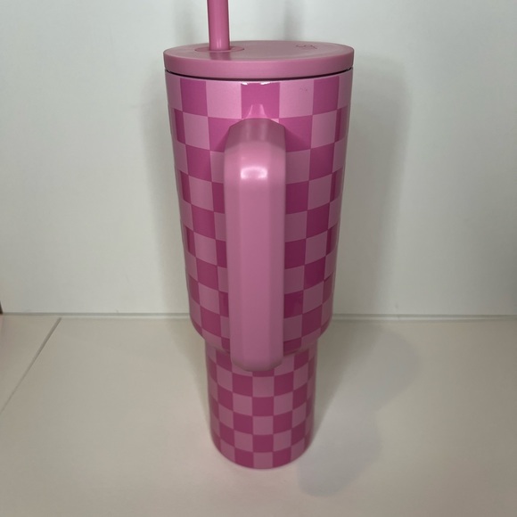 Simple Modern Pink Checkered Valentines trek 40 oz - Picture 2 of 7